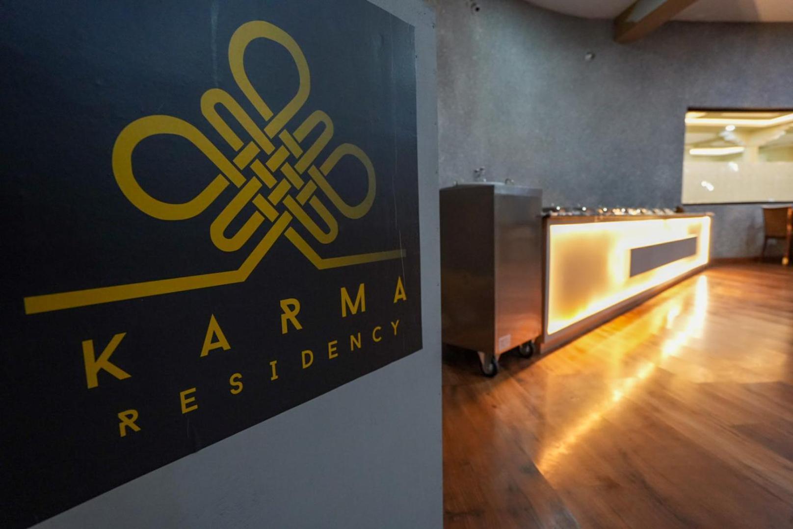 לה Hotel Karma Residency מראה חיצוני תמונה